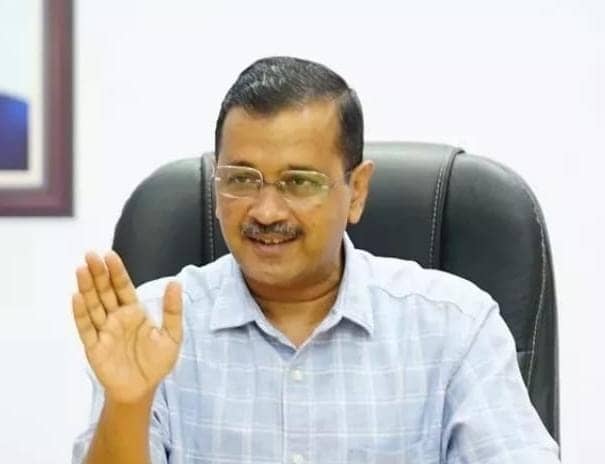 केजरीवाल की कहानियों का अंत नहीं