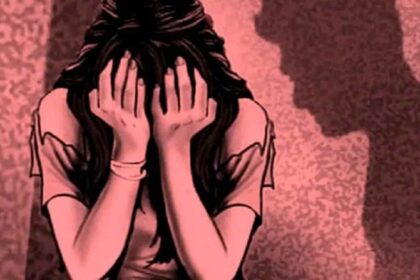 रिश्ते हुए शर्मसार…बहन को झाड़ियों में ले जाकर भाई ने किया दुष्कर्म, पीड़िता को खुद छोड़ा घर और फिर…