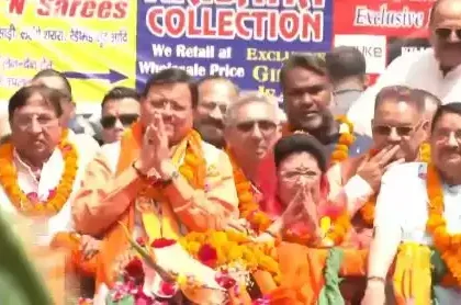 लोकसभा चुनाव: टिहरी से भाजपा प्रत्याशी माला राजलक्ष्मी शाह ने नामांकन कराया