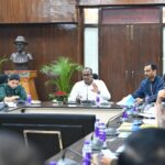 मुख्य निर्वाचन अधिकारी ने सभी ज़िलाधिकारियों एवं पुलिस अधीक्षकों के साथ ली समीक्षा बैठक, दिये ये निर्देश