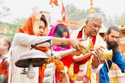 हरिद्वार सीट से पूर्व सीएम त्रिवेंद्र ने किया नामांकन, नामांकन से पहले किया गंगा पूजन