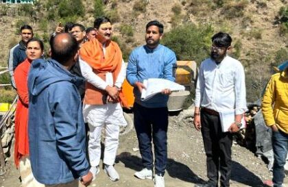 श्री बदरीनाथ- केदारनाथ मंदिर समिति अध्यक्ष अजेंद्र अजय ने श्री ओंकारेश्वर मंदिर स्थित कोठा भवन जीर्णोद्धार कार्यों का किया निरीक्षण