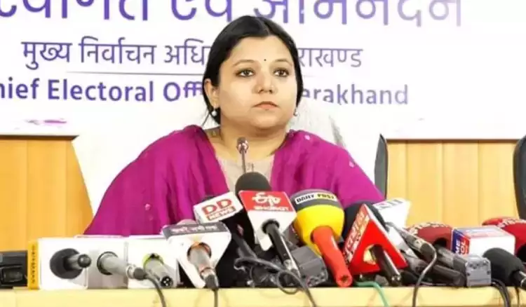 लोकसभा चुनाव: पांच सीटों के लिए दाखिल हुए नौ नामांकन पत्र