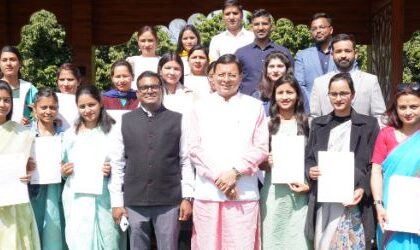 मुख्यमंत्री ने चयनित 27 अभ्यर्थियों को दिए नियुक्ति पत्र