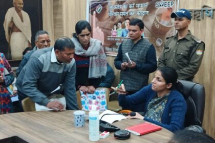 डीएम की जनसुनवाई में अतिक्रमणकारियों के खिलाफ कार्रवाई के निर्देश