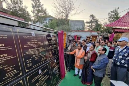 विभागीय मंत्री ने 30 कलस्टर विद्यालयों का किया शिलान्यास