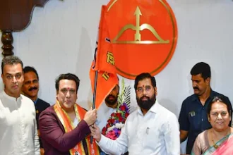शिवसेना में शामिल हुए अभिनेता गोविंदा, इस सीट से लड़ सकते हैं चुनाव