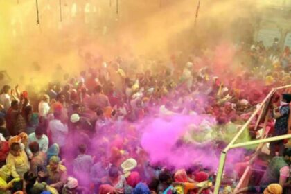 वृंदावन में बांकेबिहारी मंदिर प्रबंधन ने होली को लेकर जारी किए ये दिशा- निर्देश 