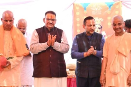 डालनवाला में इस्कॉन मंदिर का भूमि पूजन करते कैबिनेट मंत्री गणेश जोशी