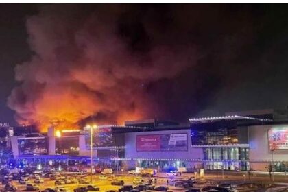 कॉन्सर्ट के दौरान आतंकवादियों ने लोगों पर की अंधाधुंध गोलीबारी, 60 से ज्यादा लोगों की मौत 