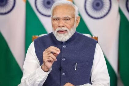 महिला दिवस पर पीएम मोदी ने दिया तोहफा, LPG सिलेंडर के दाम में कटौती का ऐलान