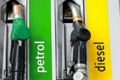 लोकसभा चुनाव से पहले पेट्रोल और डीजल की कीमतों में हुई इतने रु. की कमी 
