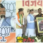 रुद्रपुर पहुंचे प्रधानमंत्री मोदी, रैली को कर रहे संबोधित