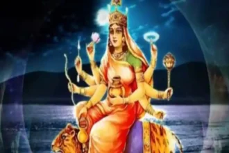 नवरात्रि का तीसरा दिन आज, जन्म- जन्मान्तर के कष्टों से मुक्त करती है मां चंद्रघंटा