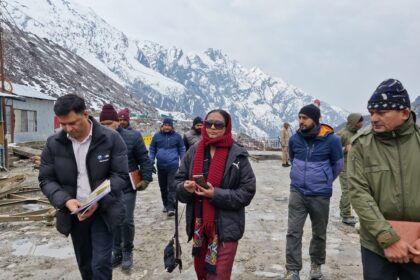 केदारनाथ पहुंचीं मुख्य सचिव राधा रतूड़ी, पुनर्निर्माण एवं विकास कार्यों का लिया जायजा