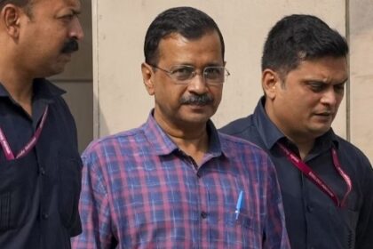 कोर्ट ने 15 अप्रैल तक केजरीवाल को न्यायिक हिरासत में भेजा, पूछताछ में इन मंत्रियों का लिया नाम 