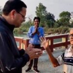 सीएम धामी ने बड़े बुजुर्गों तक पहुंचाया मोदी का प्रणाम और राम-राम, देखें वीडियो
