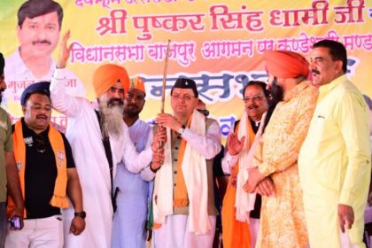 कांग्रेस देश को घोटालों की खाई में धकेलने के सपने देख रही है – मुख्यमंत्री