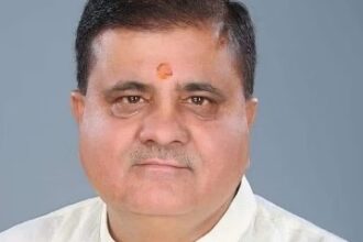 जनता अपना वोट विपक्ष को देकर खराब नहीं करेगी – महेंद्र भट्ट