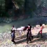 पहाड़ में स्‍वास्‍थ्‍य सेवाओं का बुरा हाल, गर्भवती को स्ट्रेचर पर 11 किमी लाए ग्रामीण, शिशु की गर्भ में मौत