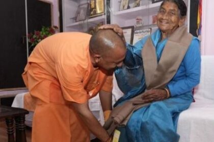 UP के मुख्यमंत्री योगी आदित्यनाथ की माँ एम्स ऋषिकेश में भर्ती