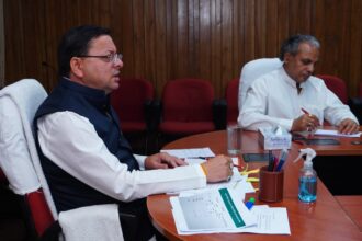 मुख्यमंत्री ने वनाग्नि, चारधाम यात्रा, पेयजल व विद्युत आपूर्ति को लेकर की महत्वपूर्ण बैठक, जारी किए ये दिशा-निर्देश