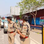 बिना पंजीकरण यात्रा कर रहे यात्री वाहनों की केदारनाथ धाम जाने वाले मार्ग पर एंट्री रहेगी बन्द, पुलिस द्वारा किये जा रहे हैं पंजीकरण चेक