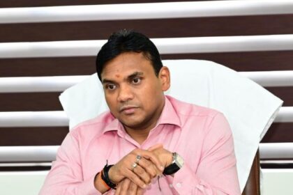 चारधाम यात्रा – सीएम धामी ने व्यवस्थाएं बनाने के लिए स्वास्थ्य सचिव डॉ. आर राजेश कुमार को लगाया मोर्चे पर, 03 दिन रुद्रप्रयाग में डालेंगे डेरा