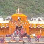 विधि-विधान से खुले विश्व प्रसिद्ध श्री बदरीनाथ धाम के कपाट