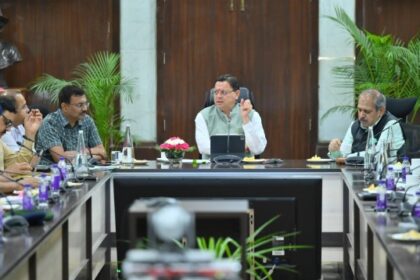 चारधाम यात्रा पर आ रहे श्रद्धालुओं के साथ हो अतिथि देवो भव का व्यवहार: सीएम धामी