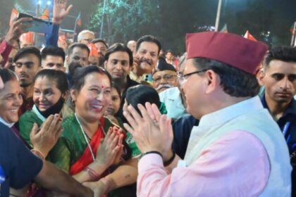 दिल्ली पहुंचे सीएम धामी ने आप को बनाया निशाना, कहा- स्कूल कॉलेज के नाम पर खोले शराब के अड्डे