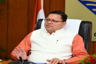 बड़कोट पहुंचे मुख्यमंत्री धामी, यमुनोत्री धाम की व्यवस्थाओं का लिया जायजा