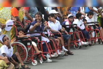 दिव्यांग विद्यार्थियों को परीक्षा में मिलेगा अतिरिक्त समय