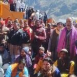 बदरीनाथ धाम में VIP कल्चर खत्म करने की मांग, तीर्थ पुरोहितों ने किया विरोध प्रदर्शन