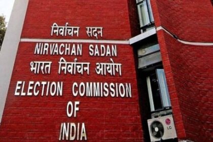 चुनाव आयोग की नई पहल, वोटर्स को लुभाने के लिए की रैपिडो, जोमैटो, स्विगी के साथ साझेदारी