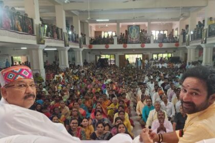 परिवार को स्थापित करने की लड़ाई लड़ रहा है घमंडिया गबंधन- महाराज