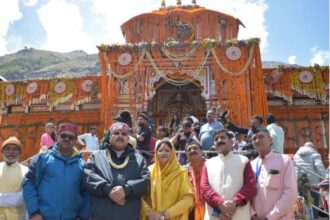 पर्यटन, धर्मस्व मंत्री महाराज पहुंचे बद्री-केदार