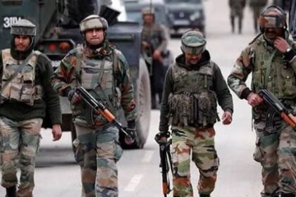 सुरक्षाबलों ने वायुसेना के काफिले पर आतंकी हमला करने वाले तीन आतंकवादियों को किया ढेर