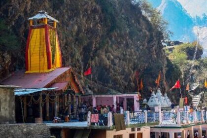 शाम पांच बजे के बाद यमुनोत्री पैदल मार्ग रहेगा प्रतिबंधित, उत्तरकाशी पुलिस ने जारी की एसओपी 