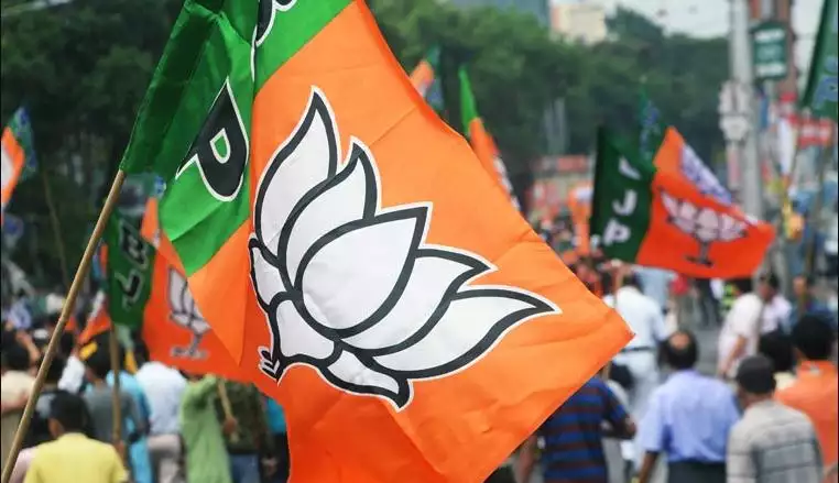 उत्तराखंड: इस BJP नेता पर दुष्कर्म का मुकदमा दर्ज, प्रदेश अध्यक्ष ने पार्टी से निकाला