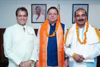 सीएम धामी के साथ मंत्री डॉ अग्रवाल ने केंद्रीय राज्य मंत्री अजय टम्टा से की भेंट 