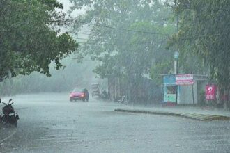 देश के कई राज्यों में झमाझम बरसे मेघ, भीषण गर्मी से लोगों को मिली राहत 