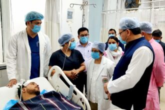 मुख्यमंत्री धामी ने वाहन दुर्घटना में मृतकों के आश्रितों को दो-दो लाख की आर्थिक सहायता प्रदान करने के दिये निर्देश 