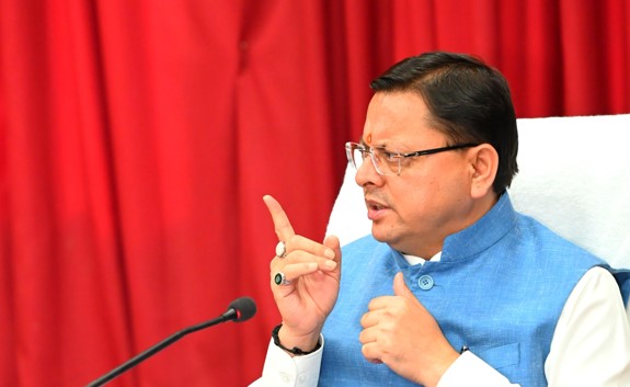 CM धामी ने जमीन खरीदने वालों के बैक ग्राउंड जांच के दिए निर्देश