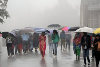 भीषण गर्मी से राहत के दिन, उत्तराखंड समेत इन राज्यों में बरसेंगे बादल