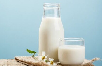 दो सबसे बड़ी दुग्ध कंपनियों ने बढ़ाए उत्पादों के दाम, जानिए कितने रुपये की हुई बढ़ोतरी 