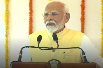 पीएम मोदी आज वाराणसी में 50 हजार किसानों से करेंगे संवाद