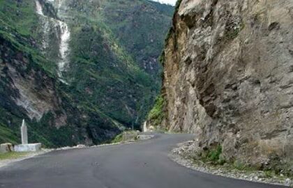 ऋषिकेश-बदरीनाथ राष्ट्रीय राजमार्ग पर रात के समय यात्री व पर्यटक वाहनों के संचालन पर लगेगी रोक