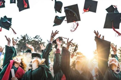 उच्च शिक्षा को प्राथमिकता देने की आवश्यकता