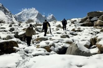 उत्तराखंड : ट्रैक पर गए 4 ट्रैकर्स की मौत की सूचना, 18 अभी भी फंंसे, रेस्क्यू टीम रवाना